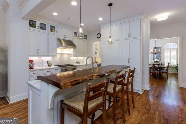 2008 Hidden Alley, Alpharetta, GA 30009