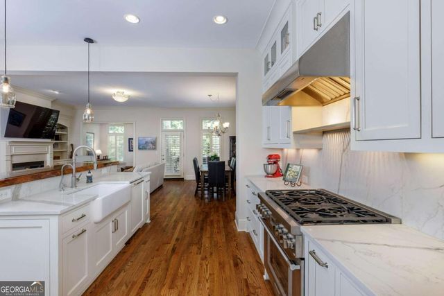 2008 Hidden Alley, Alpharetta, GA 30009