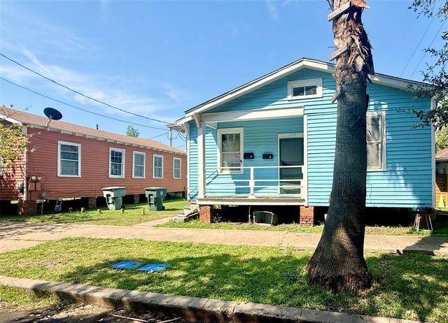 1219 34th Street, Galveston, TX 77550