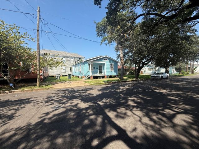 1219 34th Street, Galveston, TX 77550