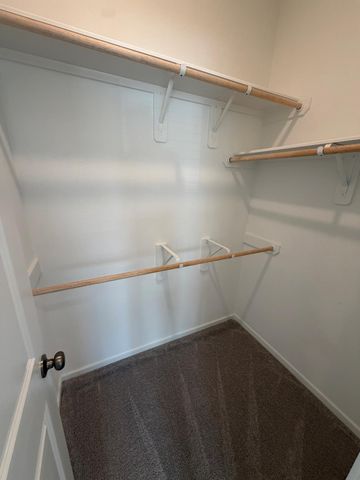 2211 Salinas Dr, Rosharon, TX 77583