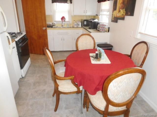 1664 11 Mile Road, Berkley, MI 48072