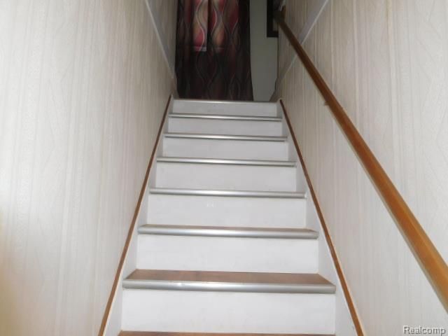 1664 11 Mile Road, Berkley, MI 48072