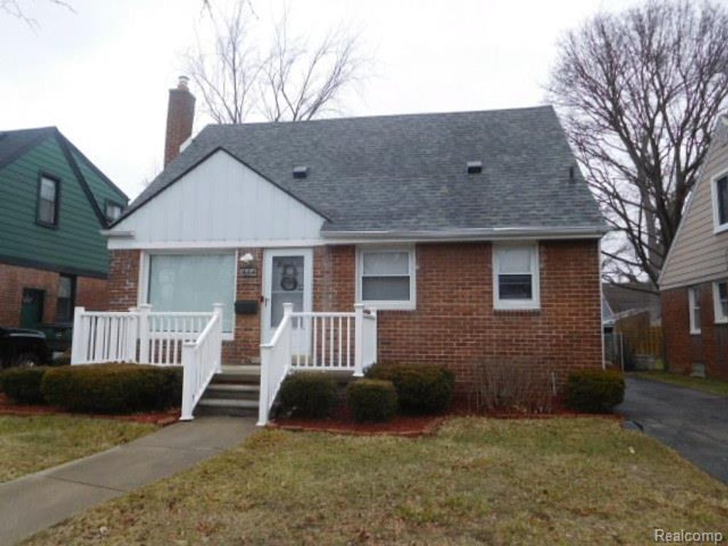 1664 11 Mile Road, Berkley, MI 48072