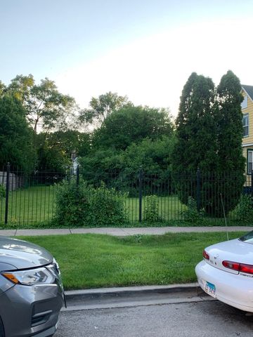 312 N Lotus Avenue, Chicago, IL 60644