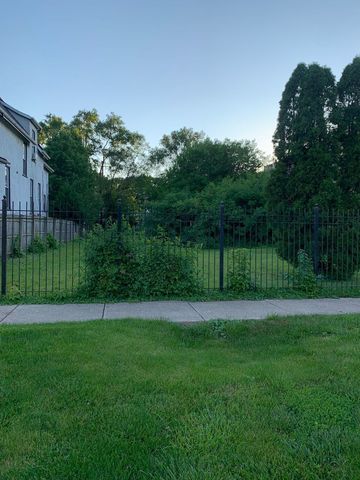 312 N Lotus Avenue, Chicago, IL 60644