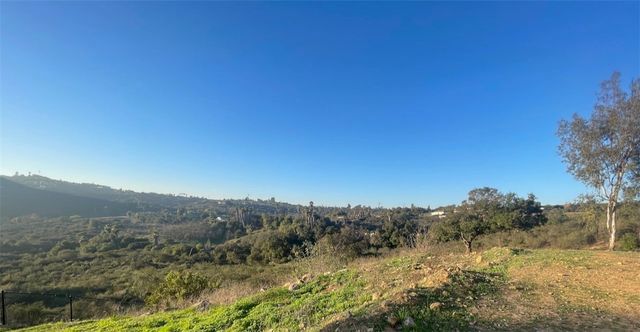 30053 Spearhead Trail, Valley Center, CA 92082