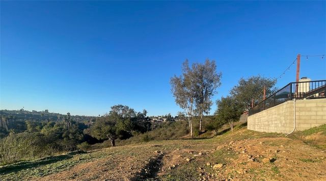 30053 Spearhead Trail, Valley Center, CA 92082