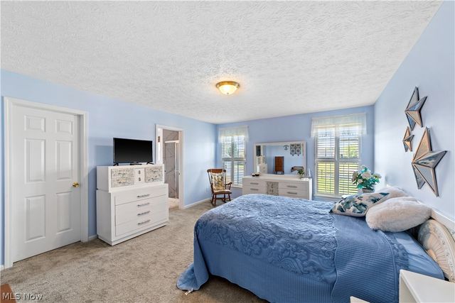 38323 Springdale Drive, North Ridgeville, OH 44039