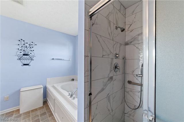38323 Springdale Drive, North Ridgeville, OH 44039