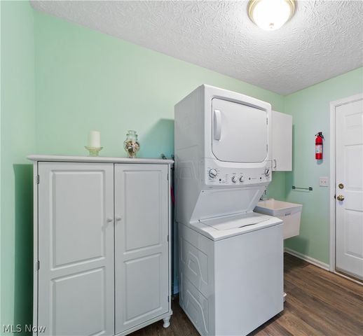 38323 Springdale Drive, North Ridgeville, OH 44039