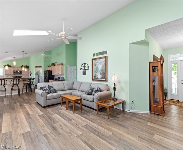 38323 Springdale Drive, North Ridgeville, OH 44039