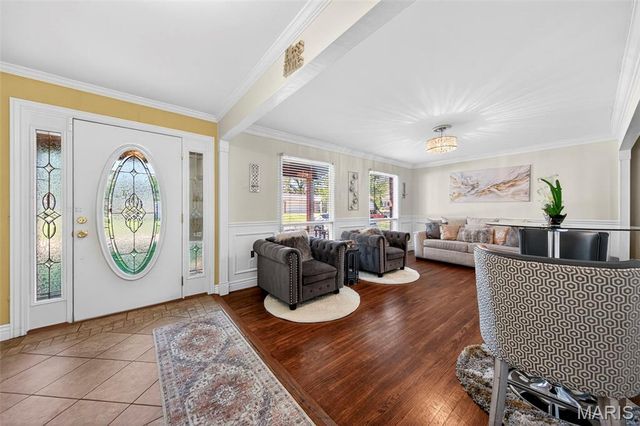 3655 Stonehaven Drive, Florissant, MO 63033