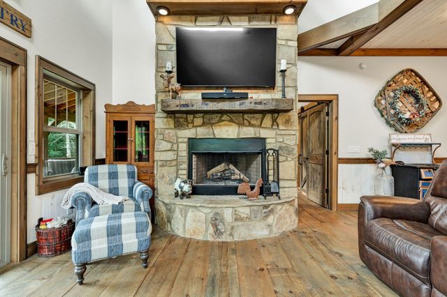 254 Padgett Lane, Turtletown, TN 37391