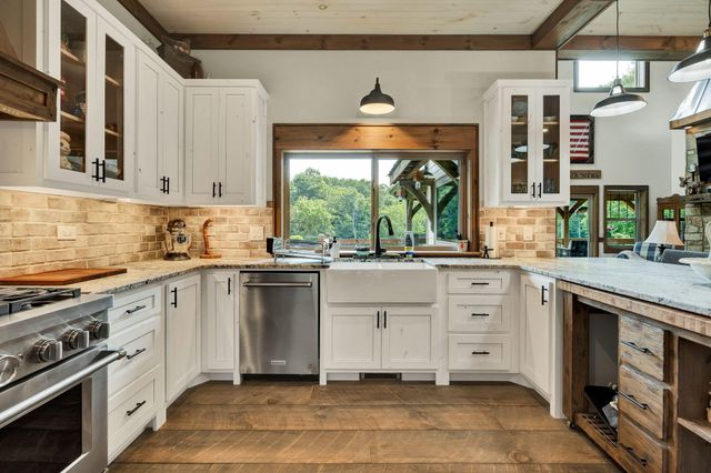 254 Padgett Lane, Turtletown, TN 37391