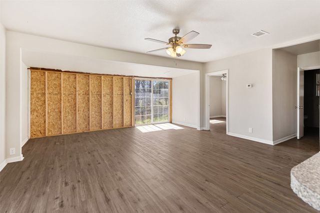 2016 Gavin Road, Tool, TX 75143