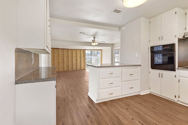 2016 Gavin Road, Tool, TX 75143