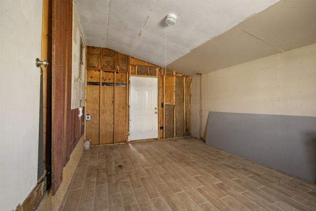 2016 Gavin Road, Tool, TX 75143