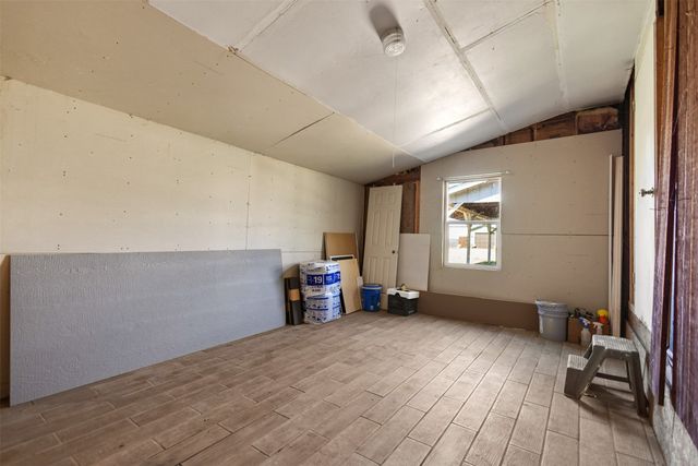 2016 Gavin Road, Tool, TX 75143