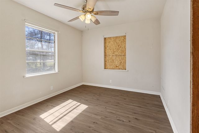 2016 Gavin Road, Tool, TX 75143