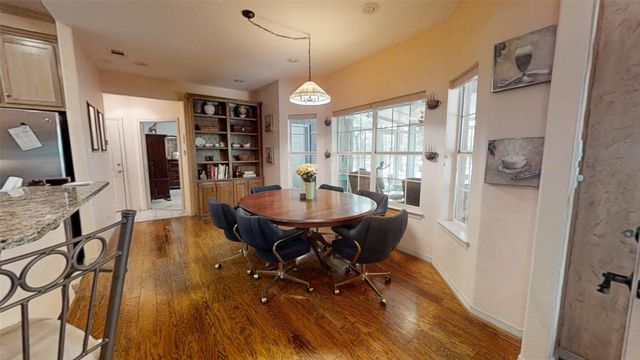 705 VZ County Road 3211, Wills Point, TX 75169