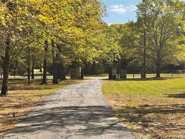 705 VZ County Road 3211, Wills Point, TX 75169