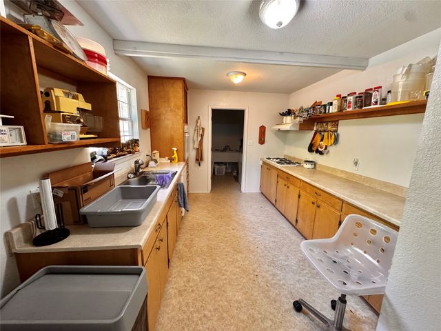 705 VZ County Road 3211, Wills Point, TX 75169