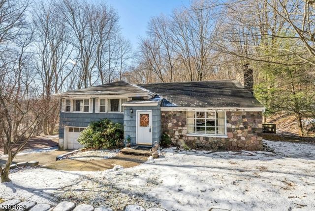 91 Germantown Rd, West Milford Twp., NJ 07480