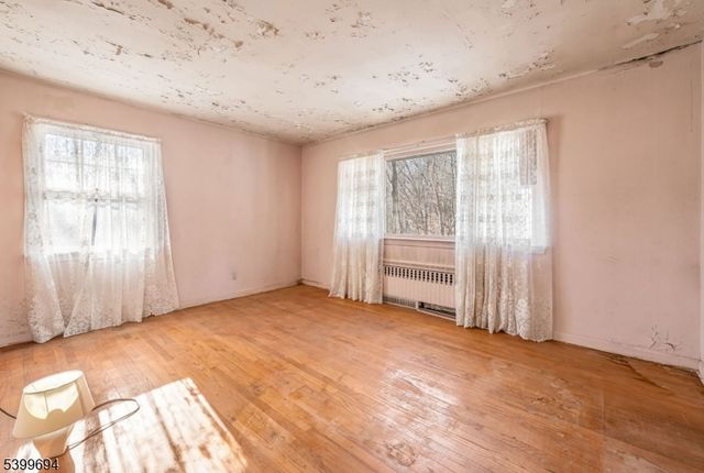 91 Germantown Rd, West Milford Twp., NJ 07480