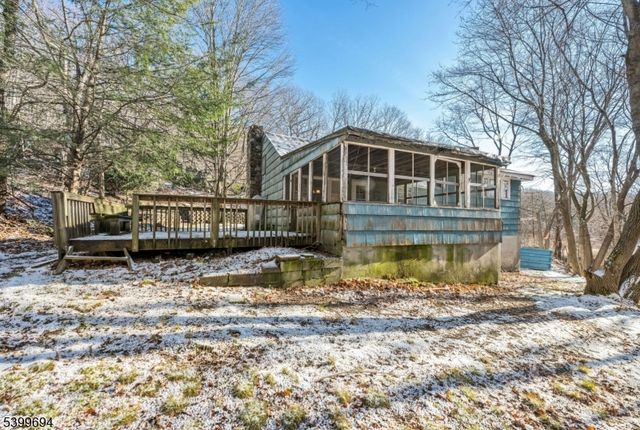 91 Germantown Rd, West Milford Twp., NJ 07480