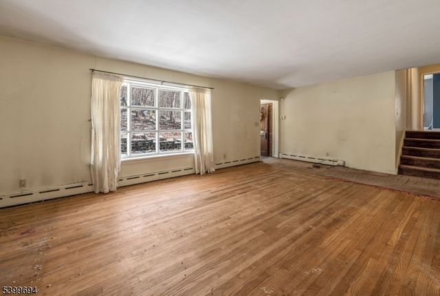 91 Germantown Rd, West Milford Twp., NJ 07480