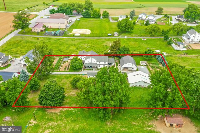 57 ORCHARD RD, Bird In Hand, PA 17505