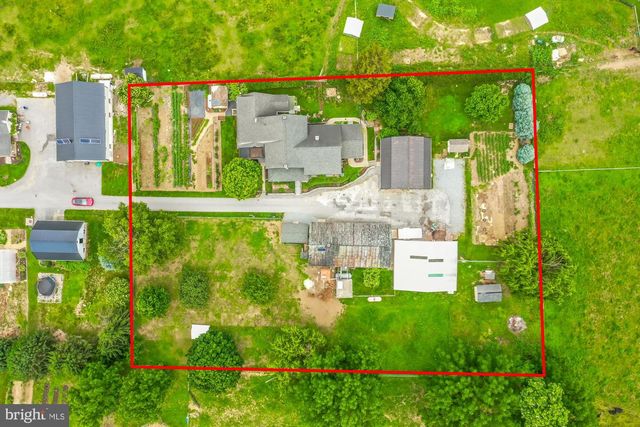 57 ORCHARD RD, Bird In Hand, PA 17505