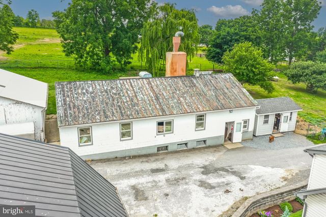 57 ORCHARD RD, Bird In Hand, PA 17505