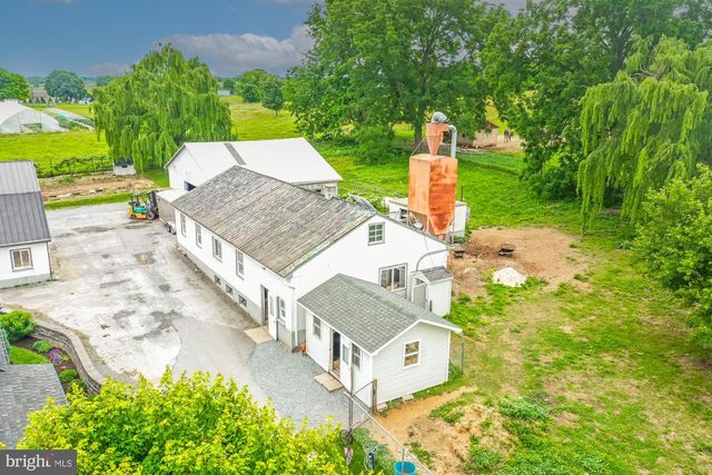 57 ORCHARD RD, Bird In Hand, PA 17505