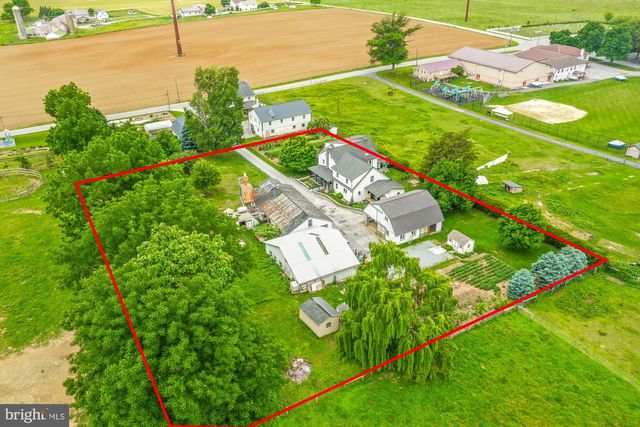 57 ORCHARD RD, Bird In Hand, PA 17505