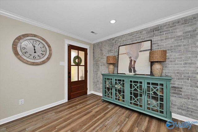 1403 Neighbors Lane SW, Hartselle, AL 35640