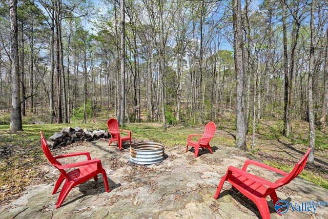 1403 Neighbors Lane SW, Hartselle, AL 35640