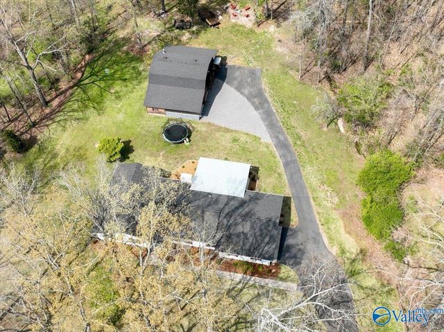 1403 Neighbors Lane SW, Hartselle, AL 35640
