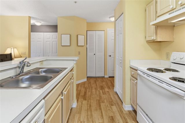 4220 SUMMER LANDING DRIVE 306, Lakeland, FL 33810