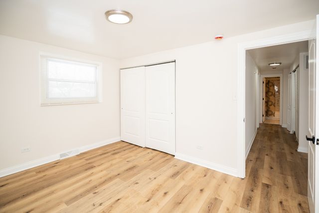 16551 Plymouth Drive, Markham, IL 60428