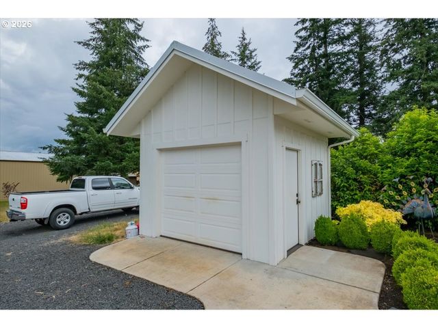 16056 Stormy, Silverton, OR 97381