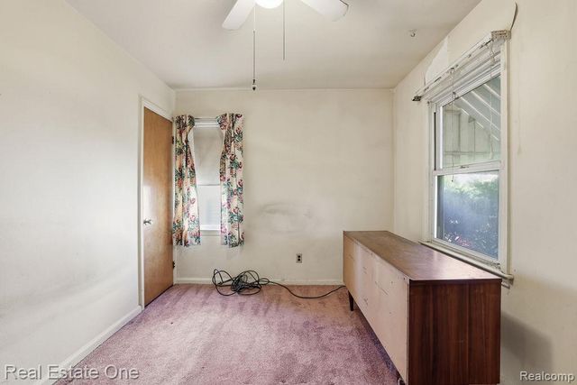 4172 Academy Street, Dearborn Heights, MI 48125