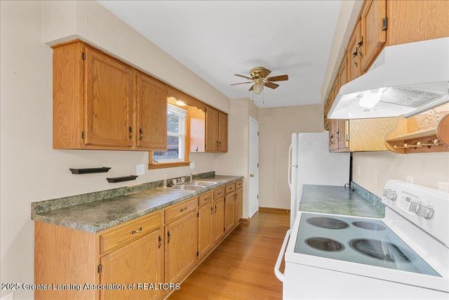 3863 Delano Drive, Eaton Rapids, MI 48827