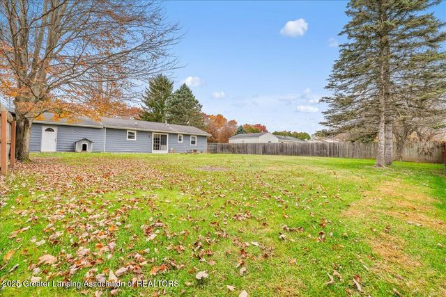 3863 Delano Drive, Eaton Rapids, MI 48827