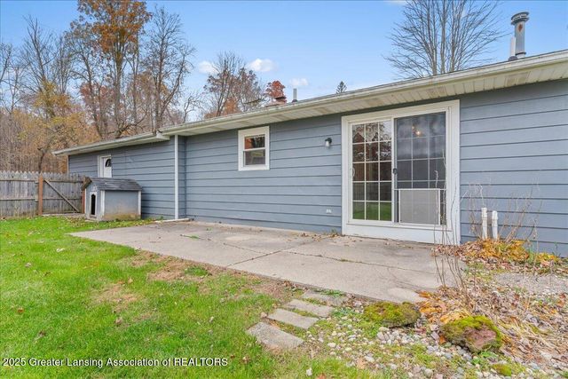 3863 Delano Drive, Eaton Rapids, MI 48827