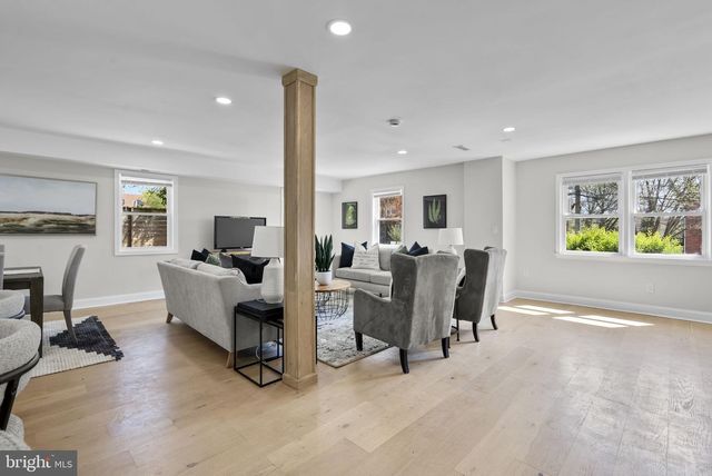 712 CONGRESS ST SE, Washington, DC 20032