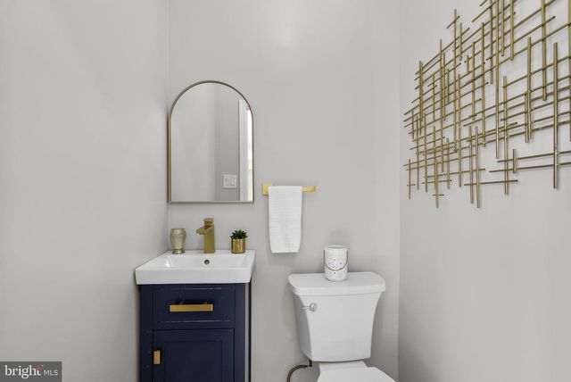 712 CONGRESS ST SE, Washington, DC 20032