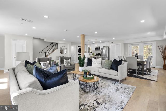 712 CONGRESS ST SE, Washington, DC 20032