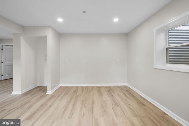 712 CONGRESS ST SE, Washington, DC 20032